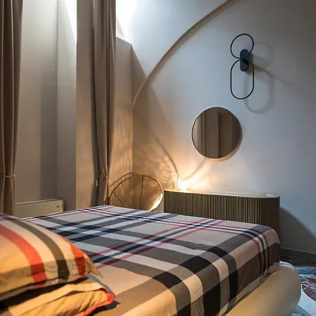 アパート Tanagli Palace